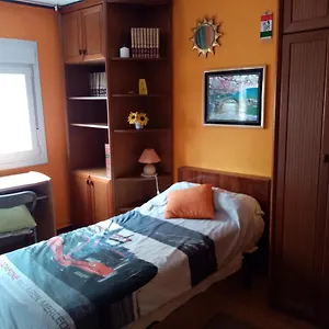 Alloggio in famiglia Silenciosa Cerca Del Hospital Valdecilla, Santander